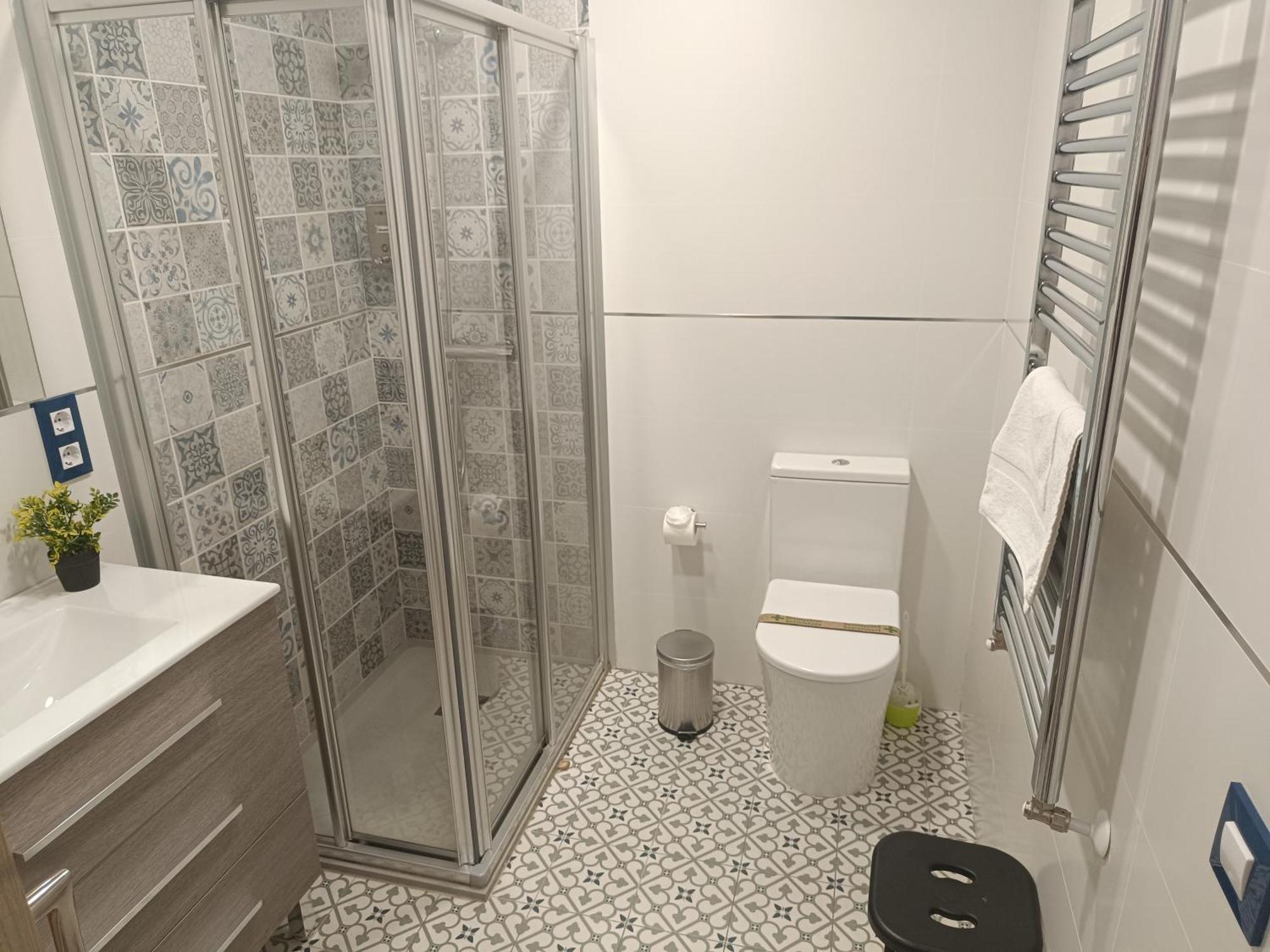 Al-Qazeres Suites Caces Exterior foto